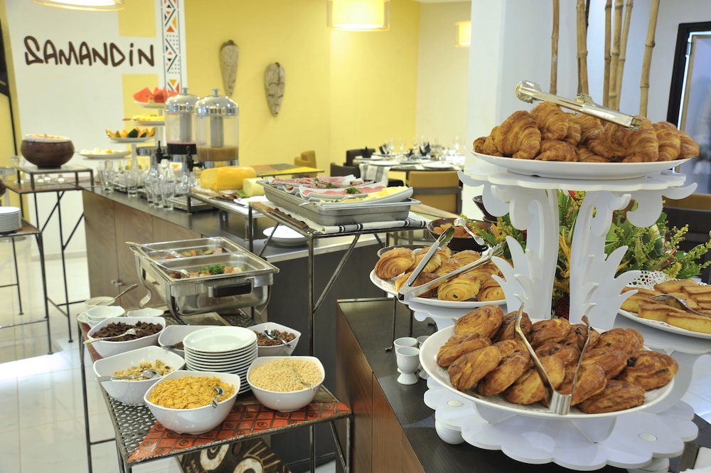 restaurant-cafeteria