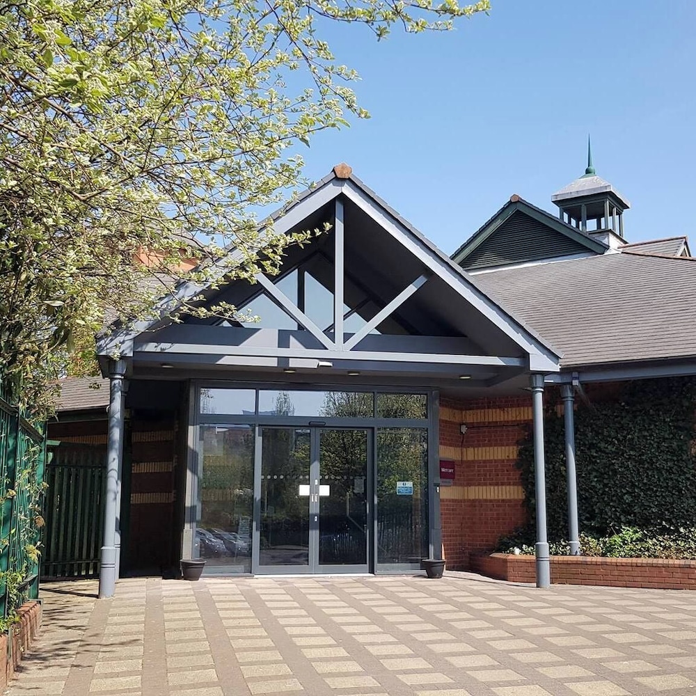 Wigan Oak Hotel by Belvilla in WIGAN