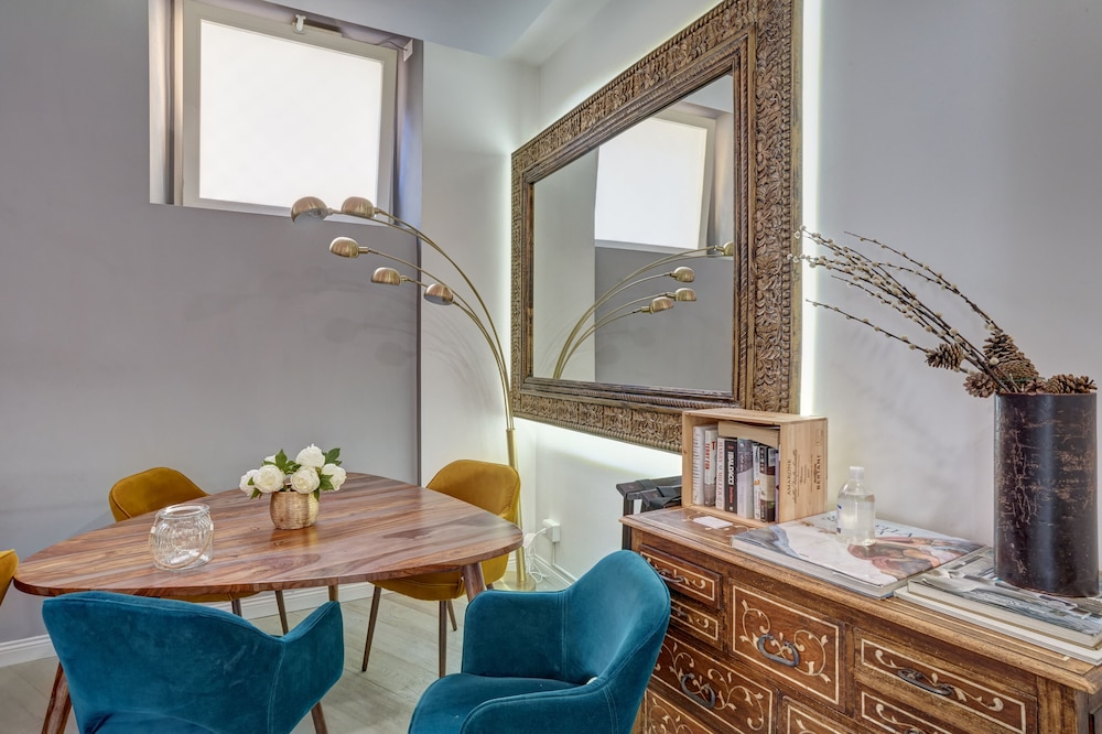 Corso Boutique Luxury Rooms 32/48