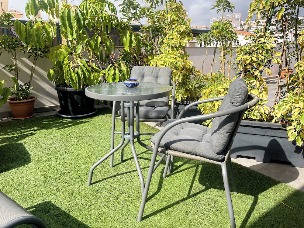 La Palmera Hotel Boutique 33/43