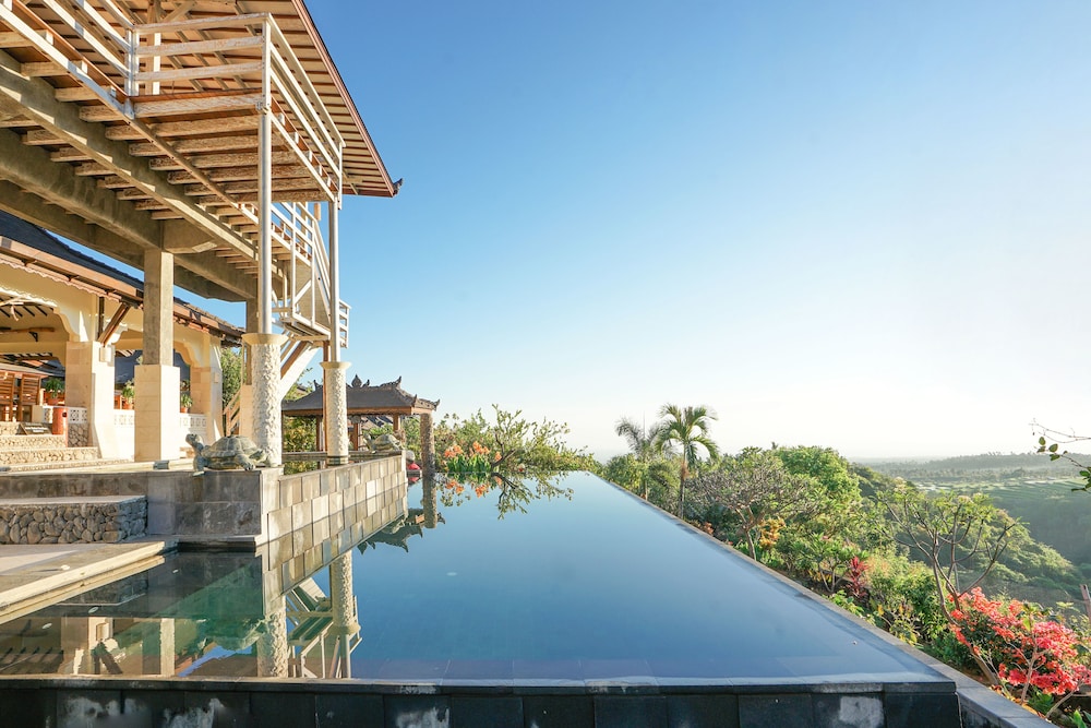 Rinjani Lodge 43/46