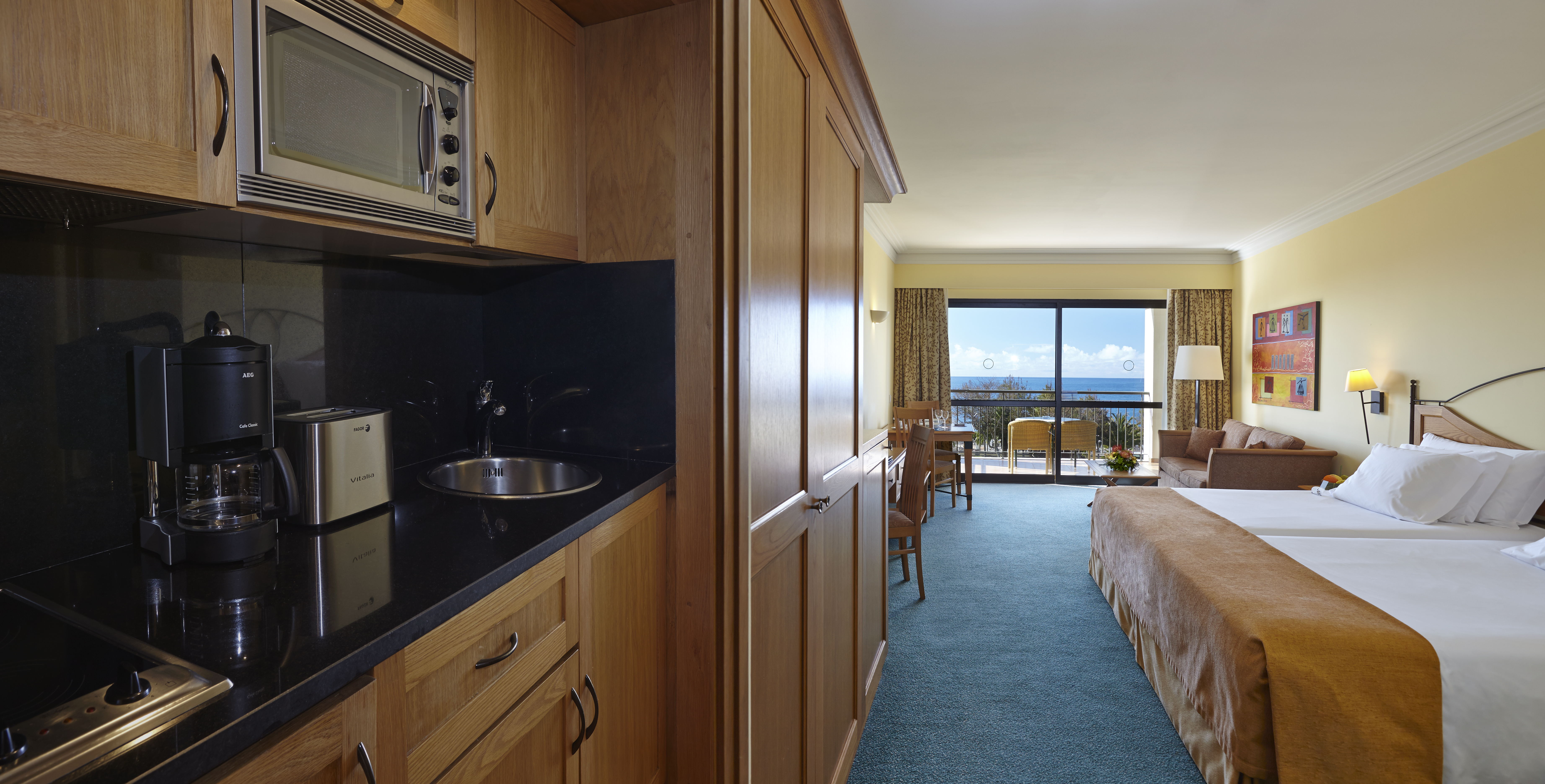 Room at The Residence Porto Mare, FUNCHAL