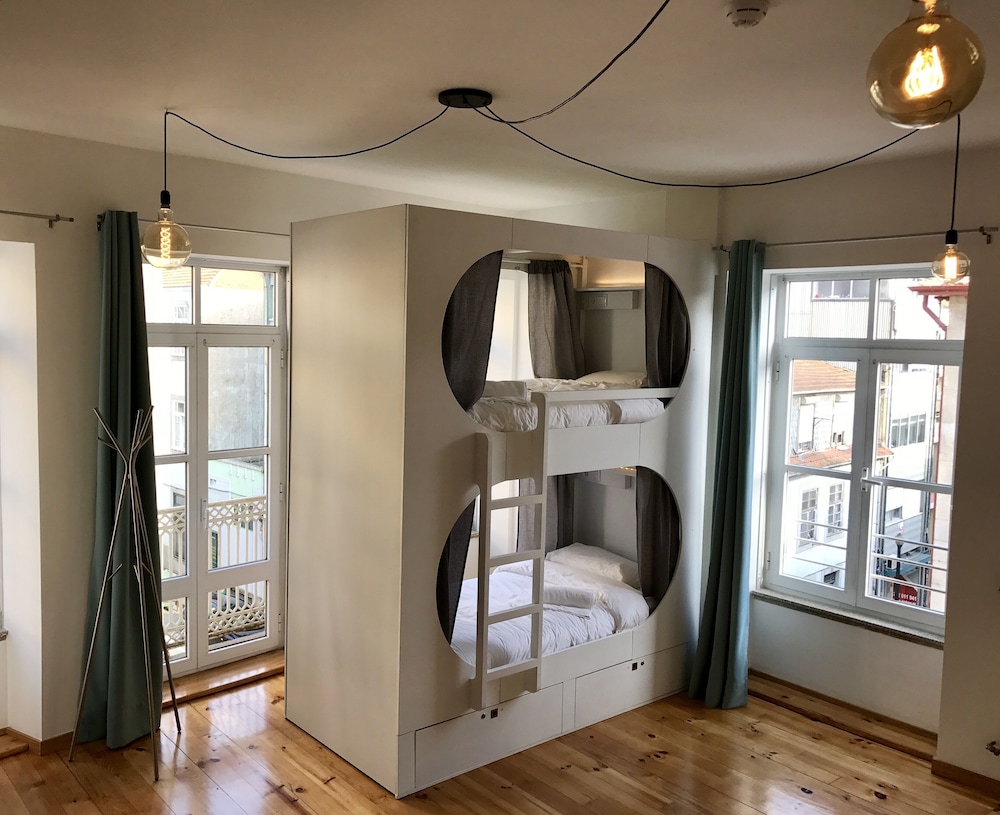 Urban Garden Porto Central Hostel 40/40