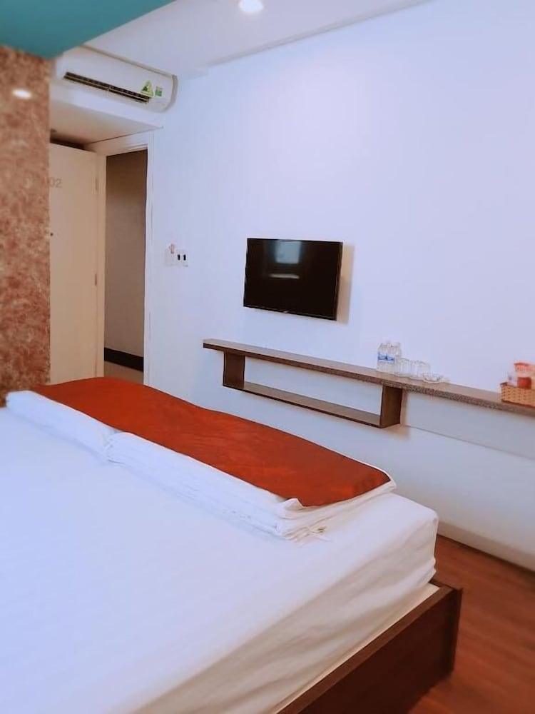 Rich Hotel 21/49