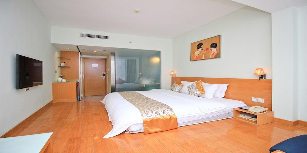 Korean, Suite, King Bed