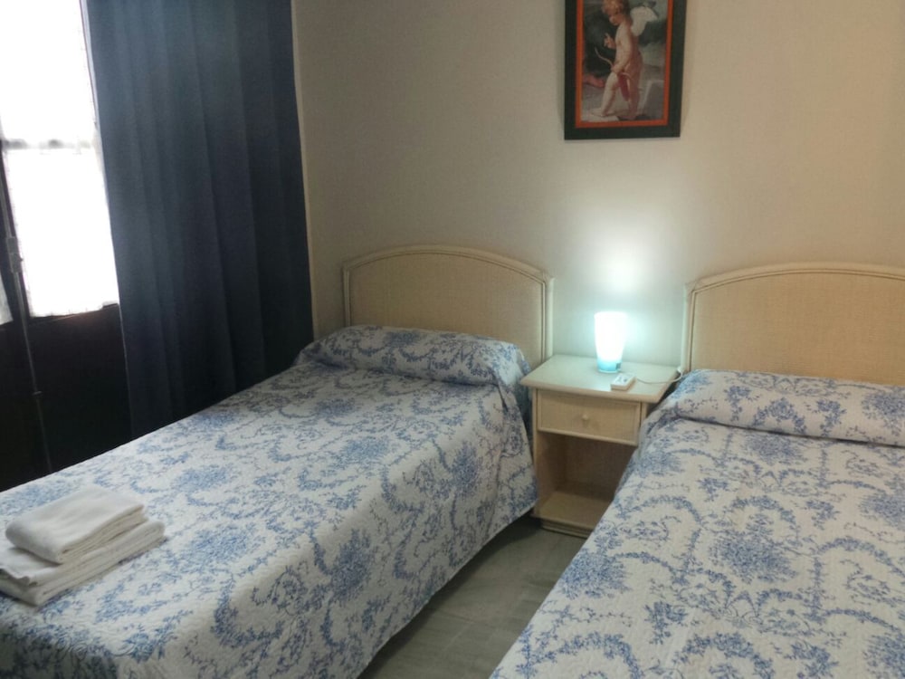 Apartamentos Larga 70 15/80