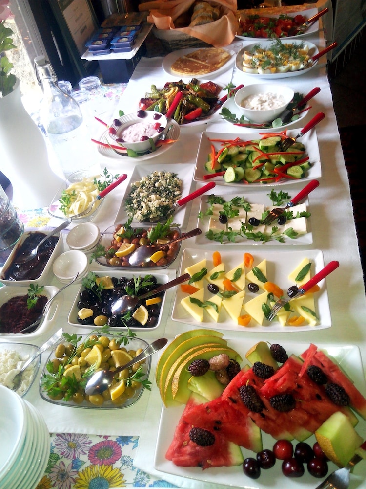 Urkmez Hotel 29/50