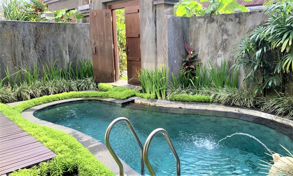 Ladera Villa Ubud 51/59