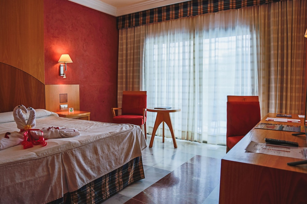 R2 Hotel Pajara Beach 18/48