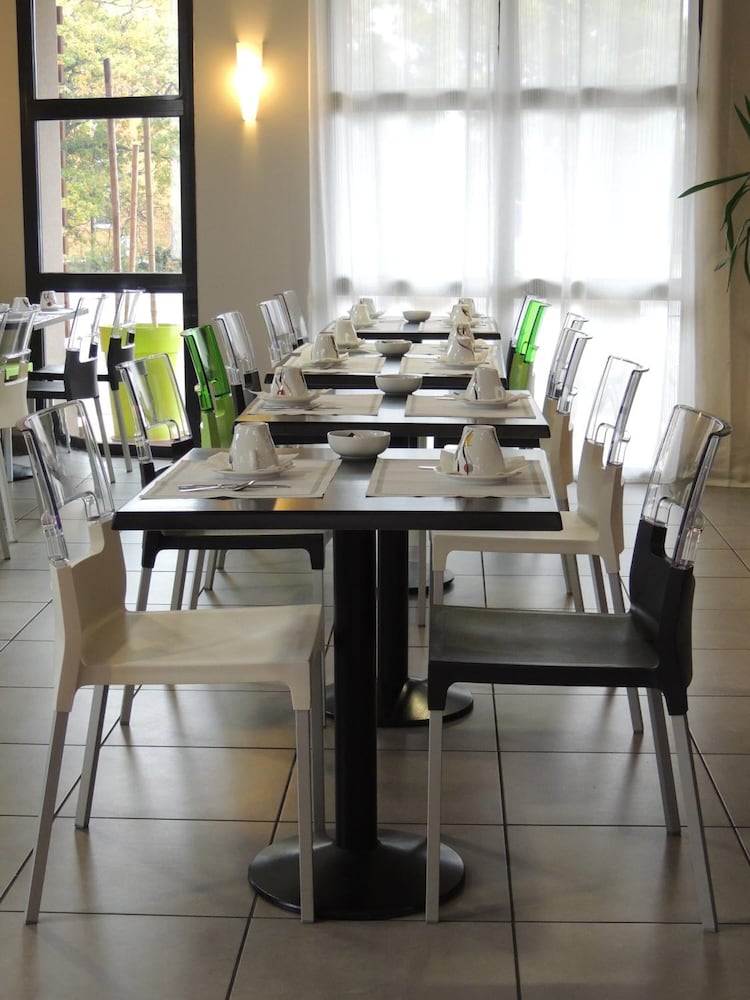Hotel the Originals Nantes Est Novella 42/58