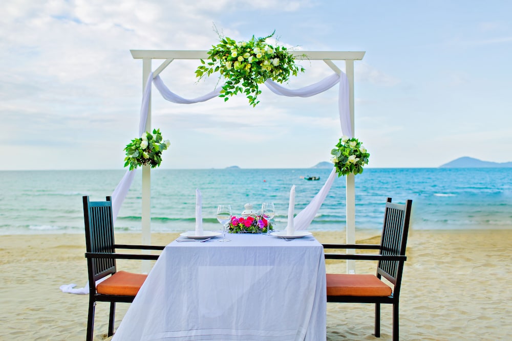 Hoi An Beach Resort 63/70