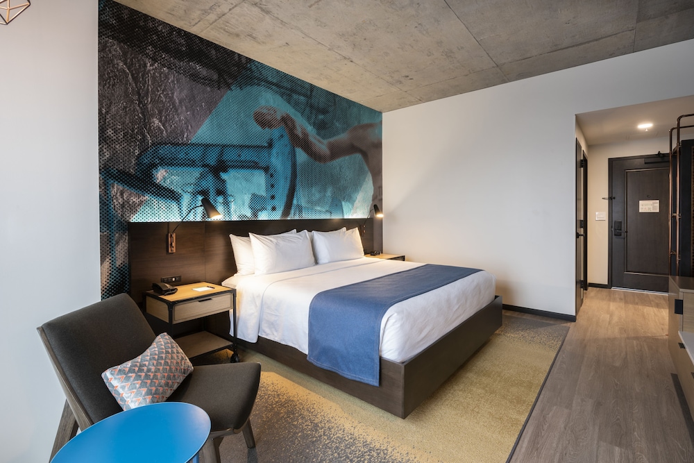 Hotel Indigo Tulsa Downtown 10/68