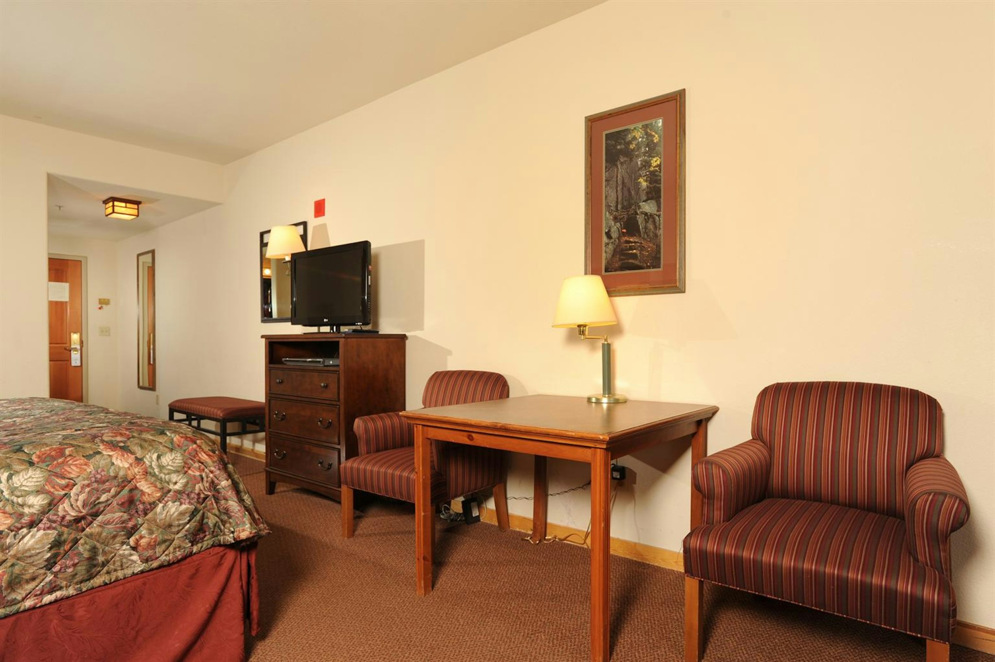 Gateway Mountain Lodge 45/75