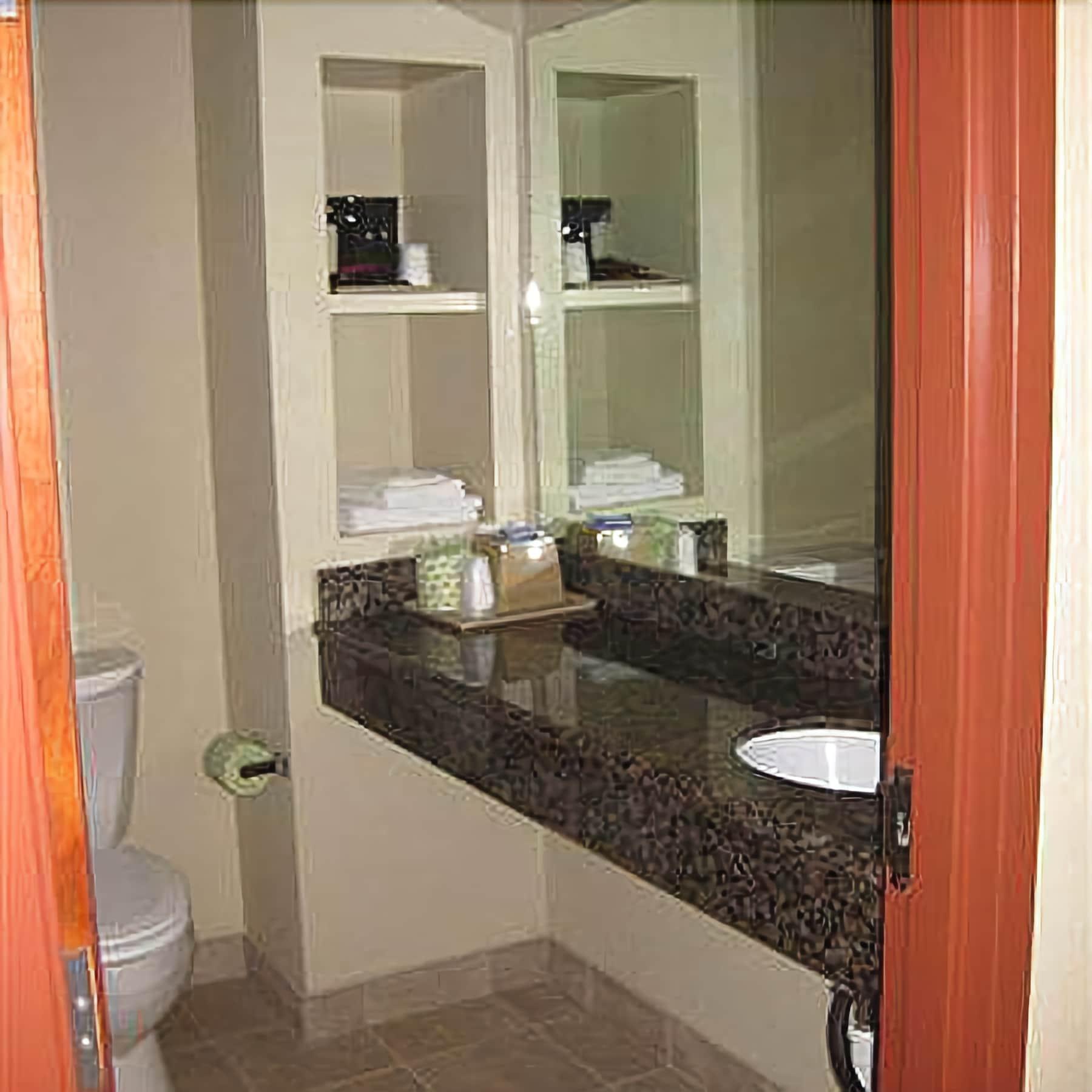 Heritage Inn Picayune 19/20