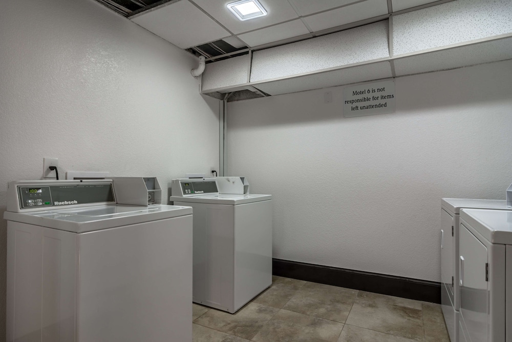 Motel6 White, GA - Cartersville 6/36