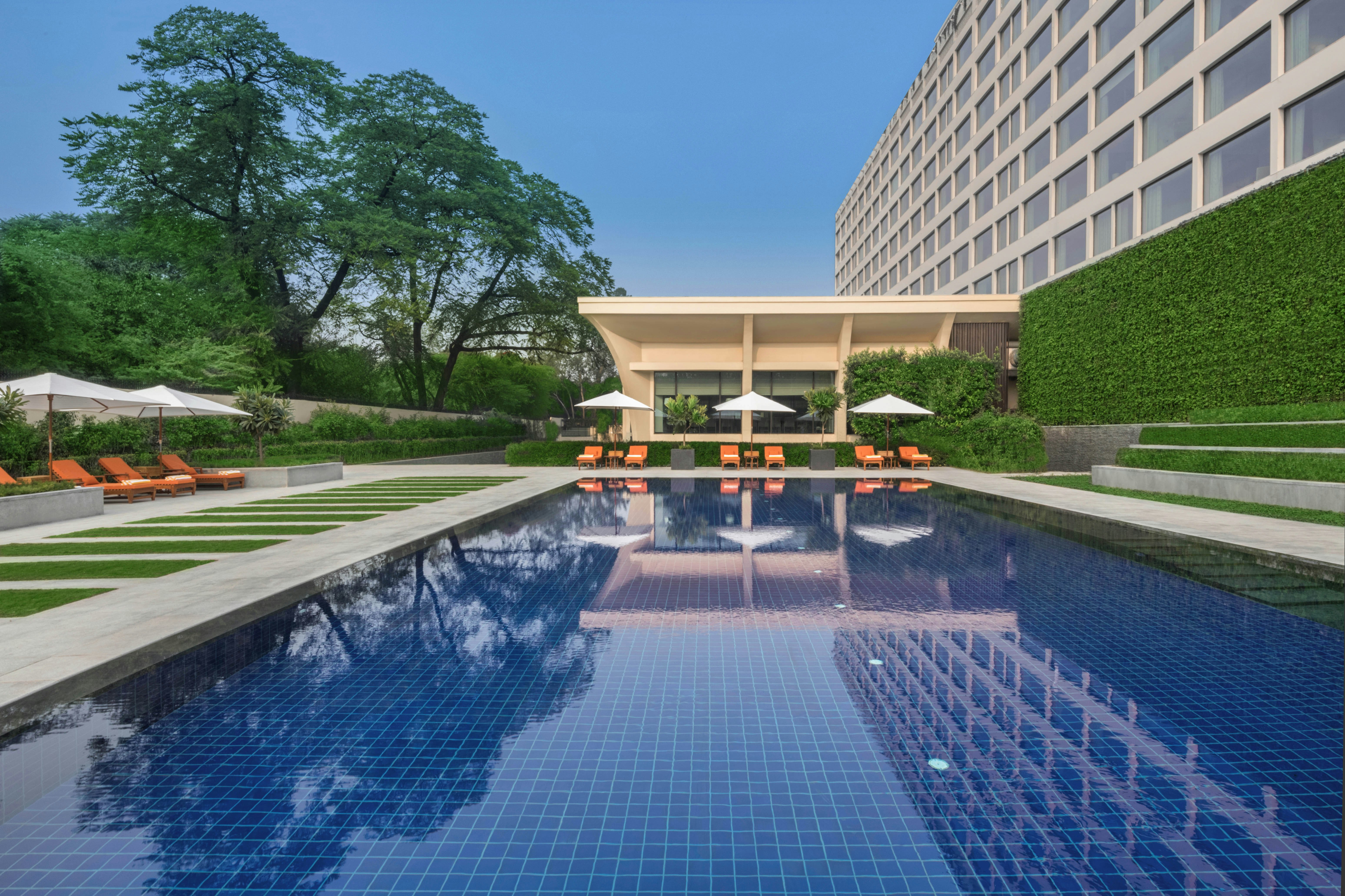 The Oberoi New Delhi 27/55
