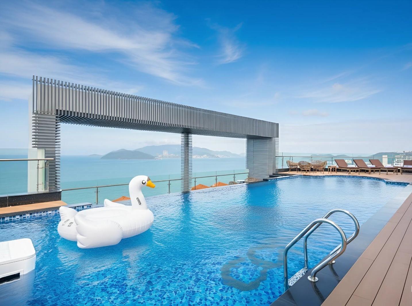 Senior, Deluxe, Sea View