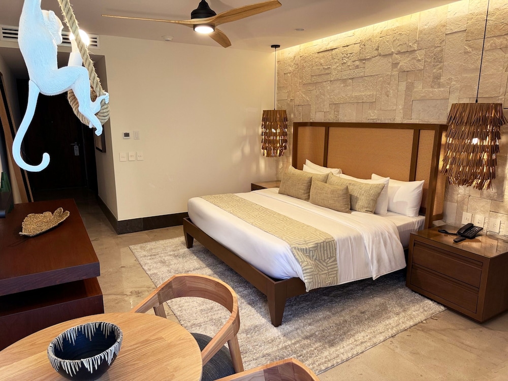 Presidential, Suite, 2 King Beds, Sofa