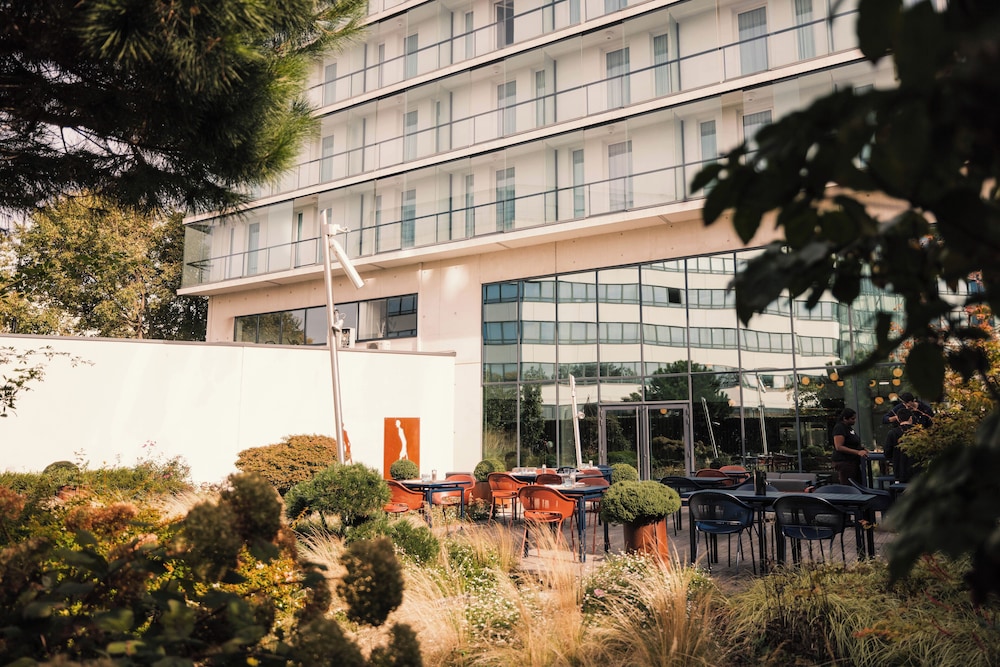 NOVOTEL LE HAVRE CENTRE GARE 3/67