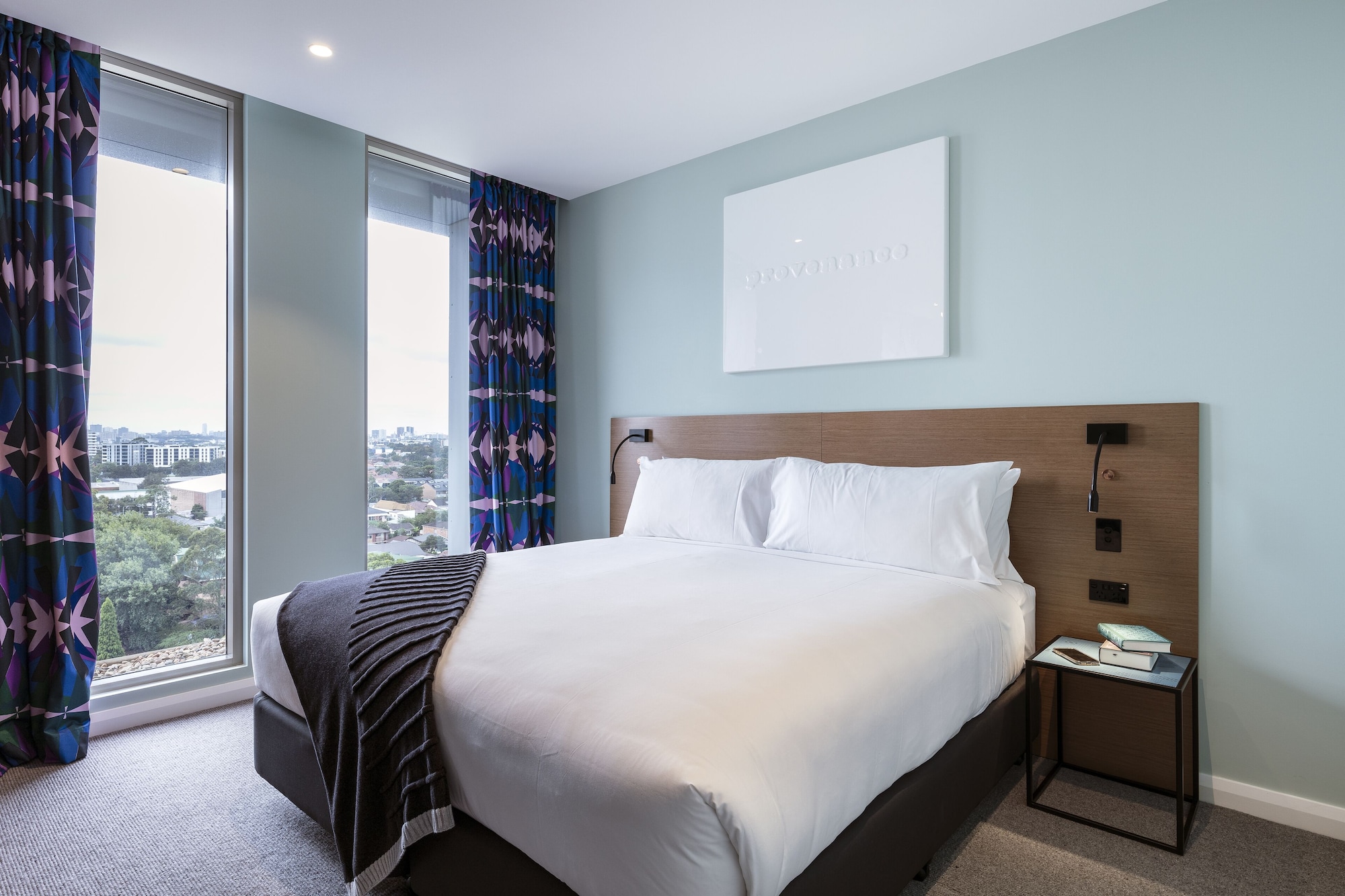 First Class, King Bed