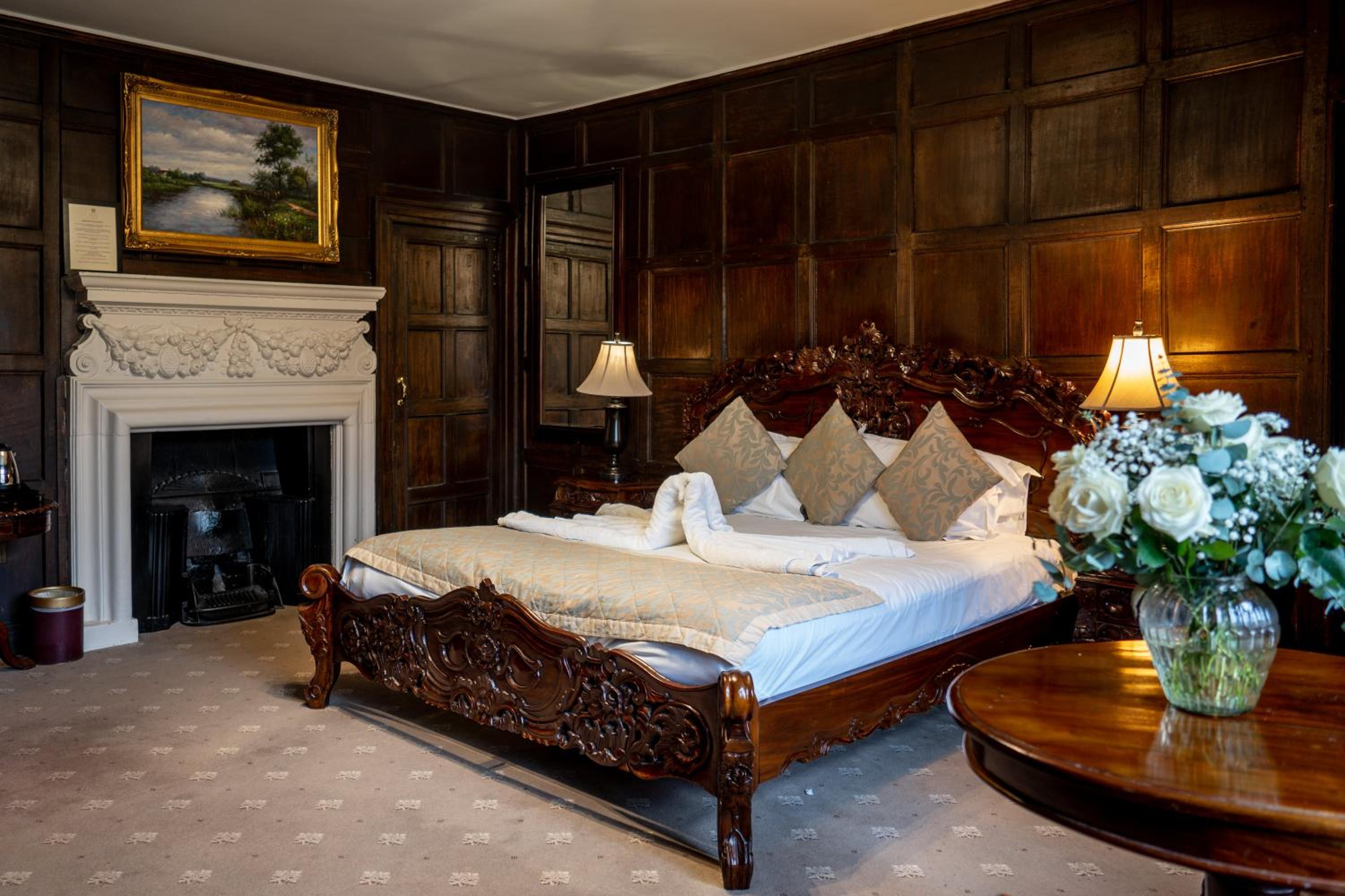 Suite, King Bed