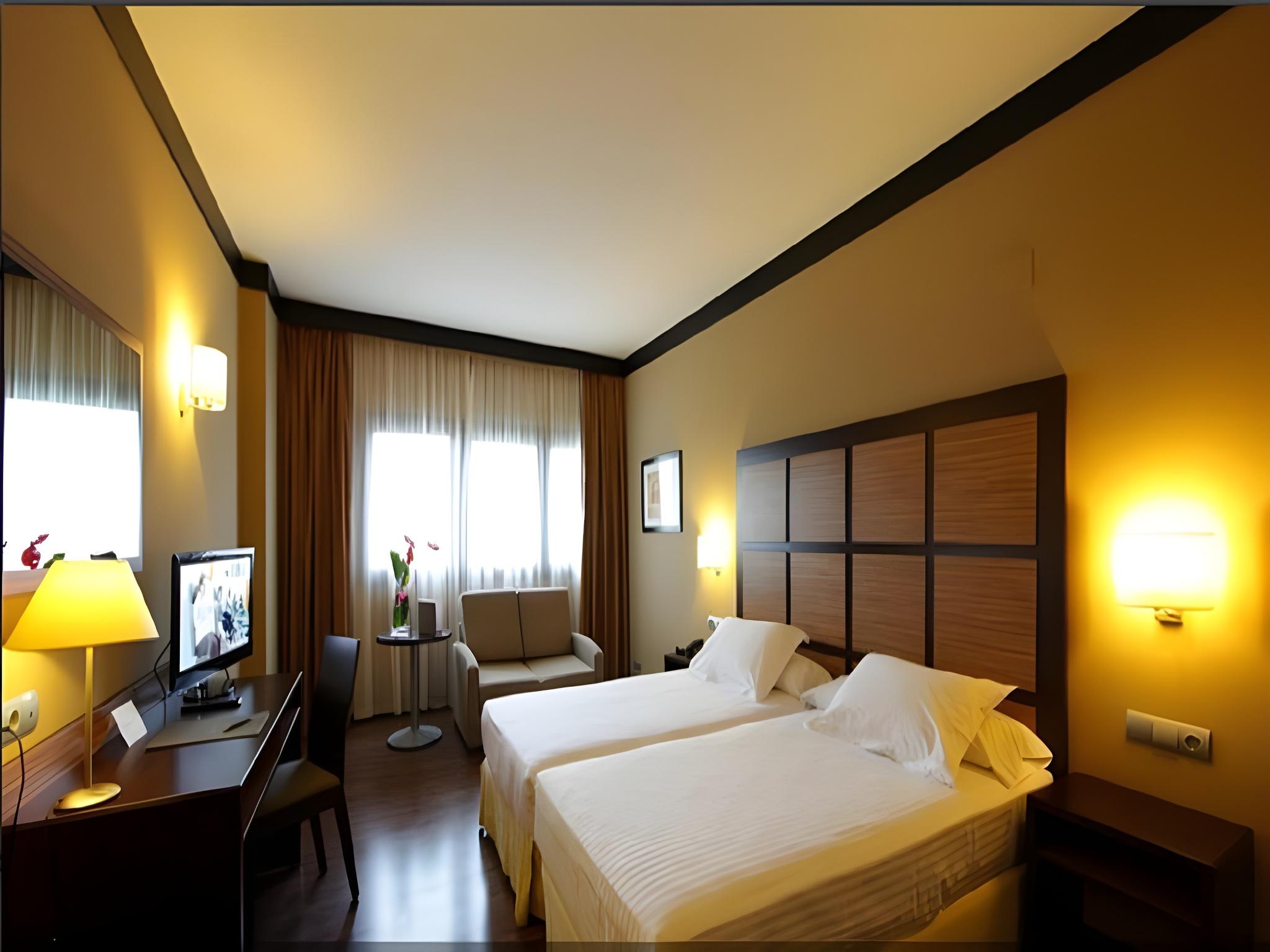 Standard, Double or Twin Bed