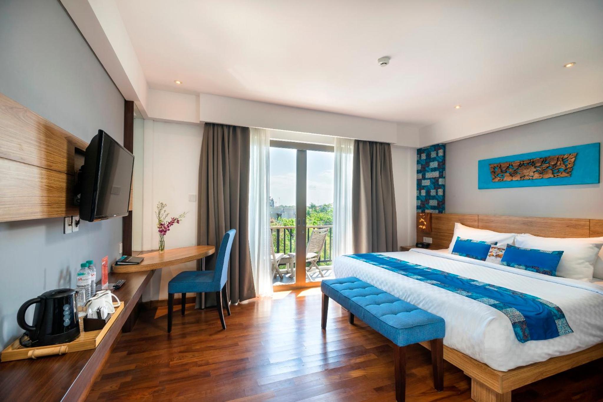 Deluxe, Double or Twin Bed, Paddy View