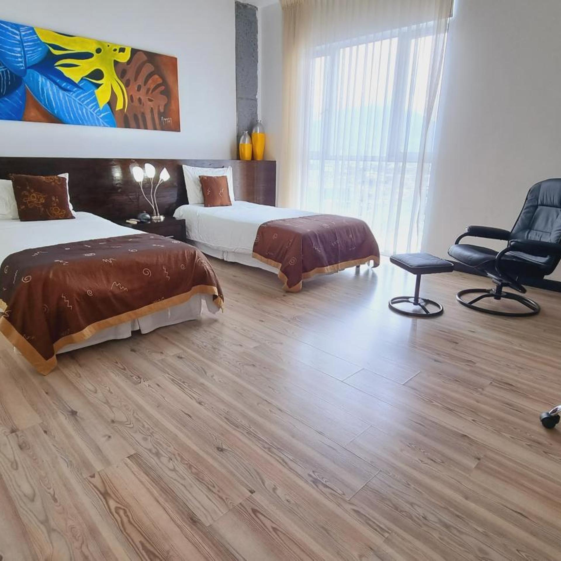 Hotel Habitat Suite 11/50