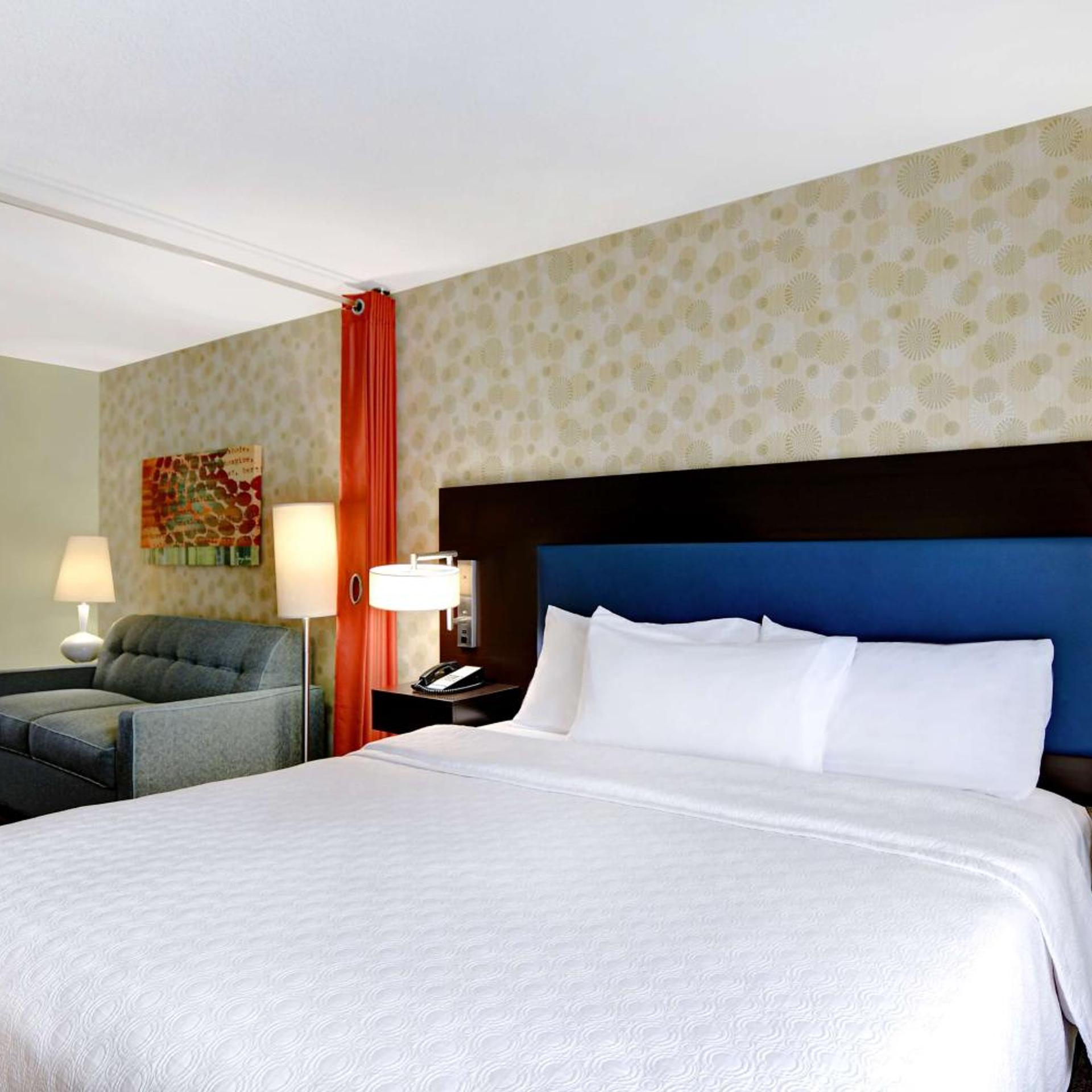 STUDIO, SUITE, KING BED, ACCESSIBLE