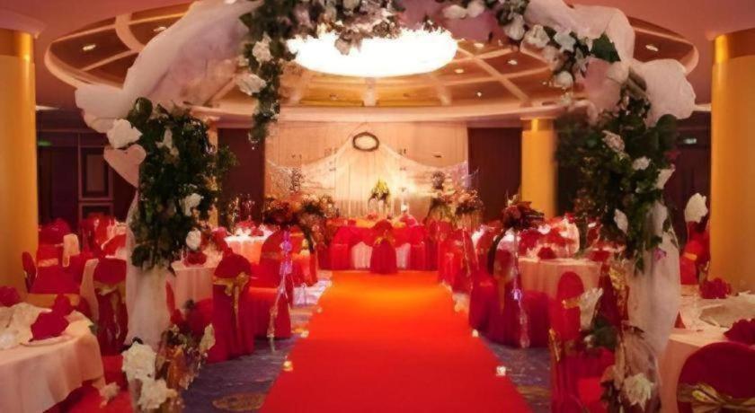 Jinling Tianming Grand Hotel 35/43