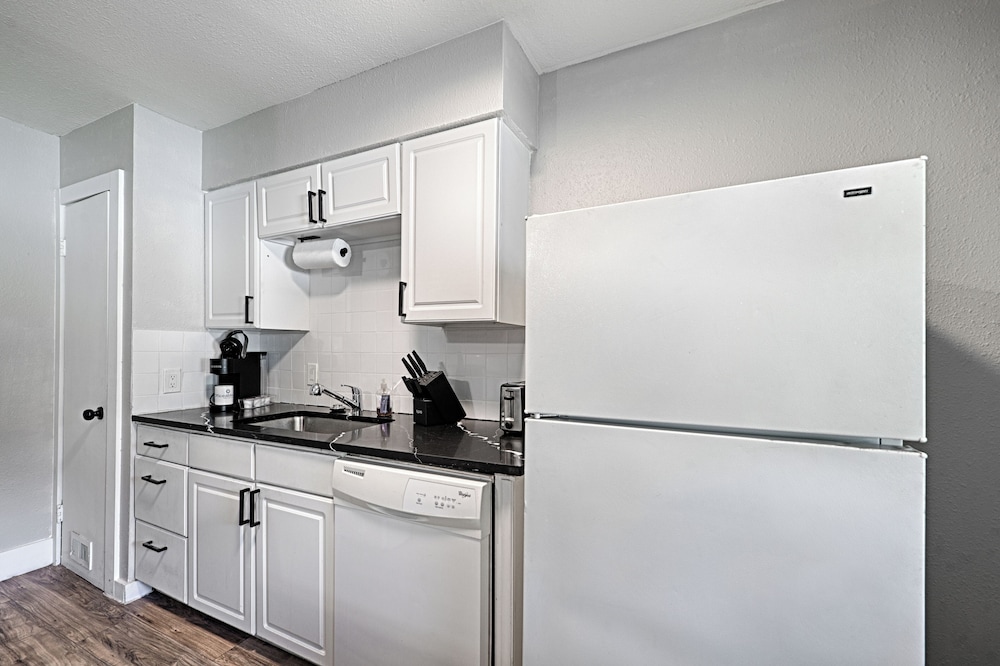 CityPlace bnb 4/33