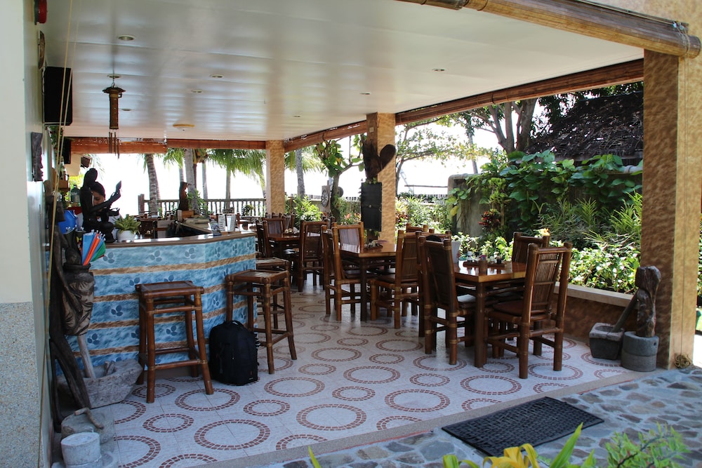 Wellbeach Dive Resort 54/74