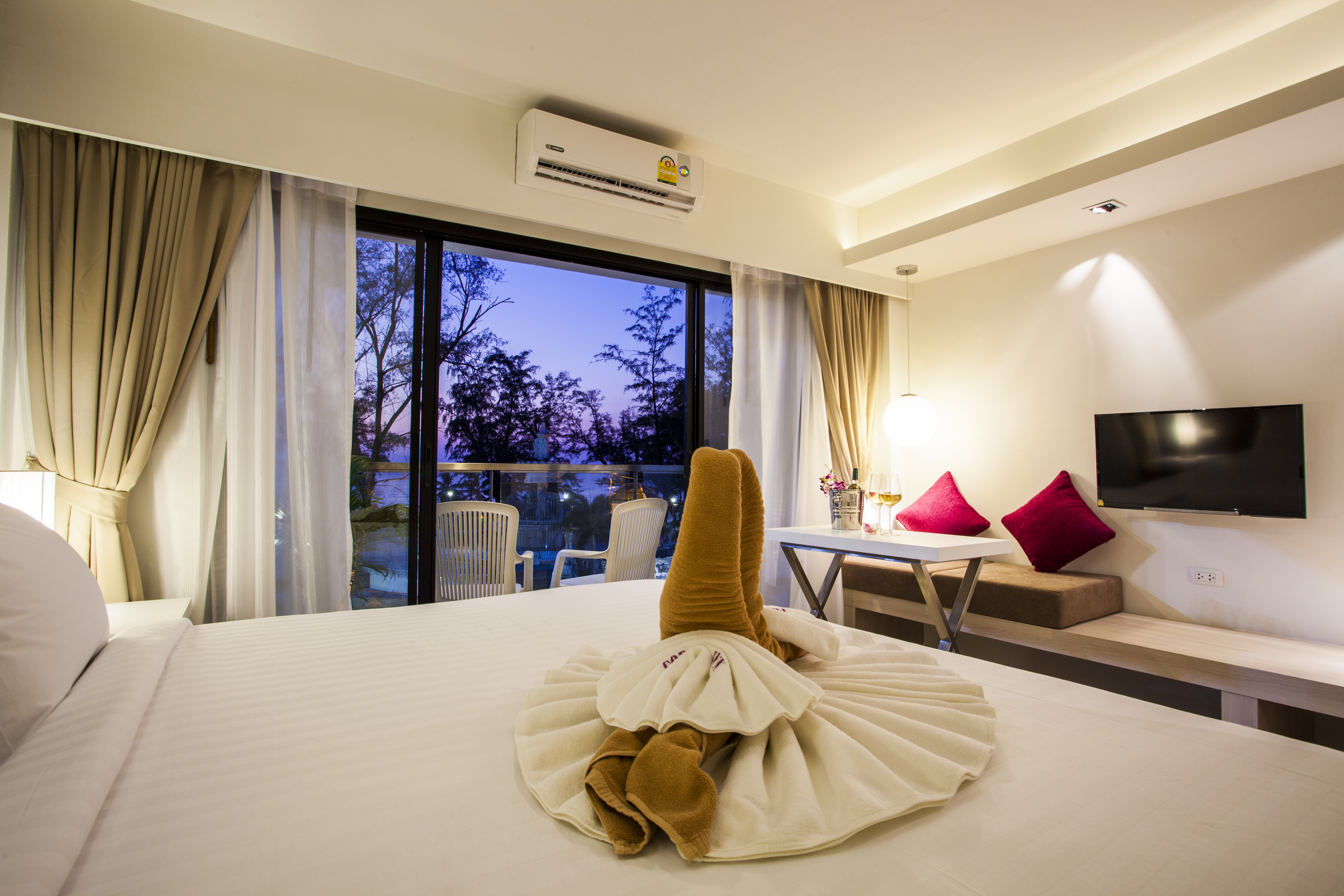 Coral, Deluxe, Sea View