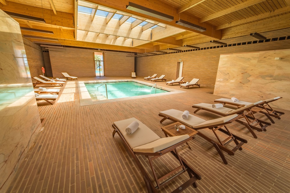 Porto Santo Hotel And Spa 24/52
