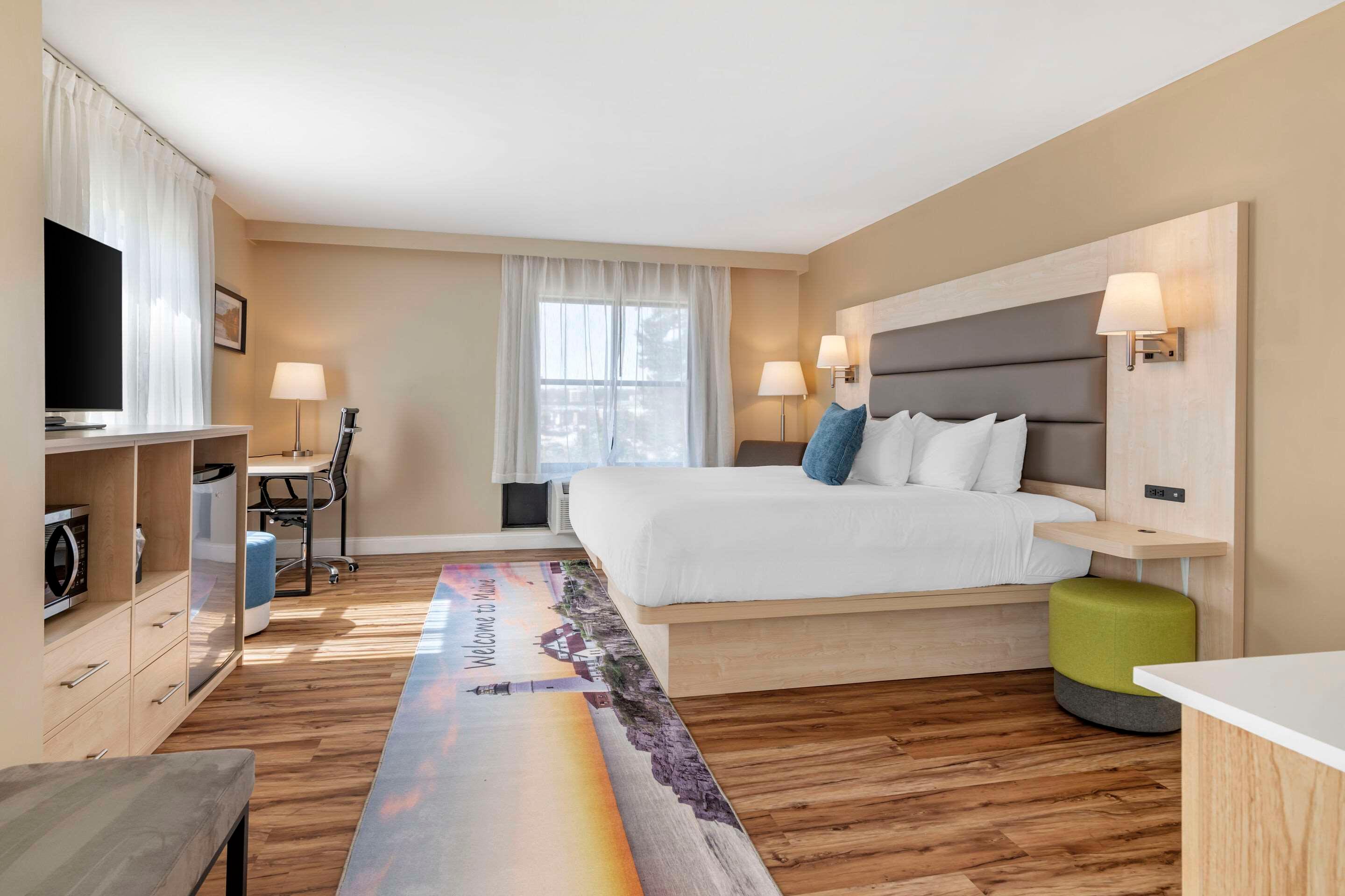 غرفة بسرير مزدوج لذوي الإعاقة، Casco Bay Hotel, Ascend Hotel Collection 2/3