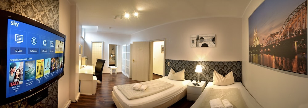 ECONOMY, DOUBLE BED
