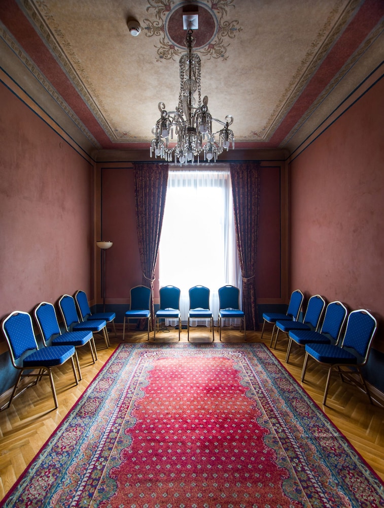 APARTHOTEL BASZTOWA 44/60