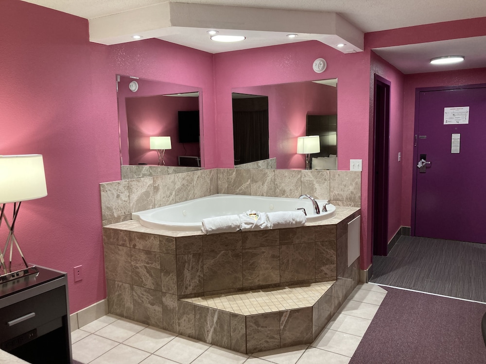 Best Western Plus Reading Inn & Suites 35/37