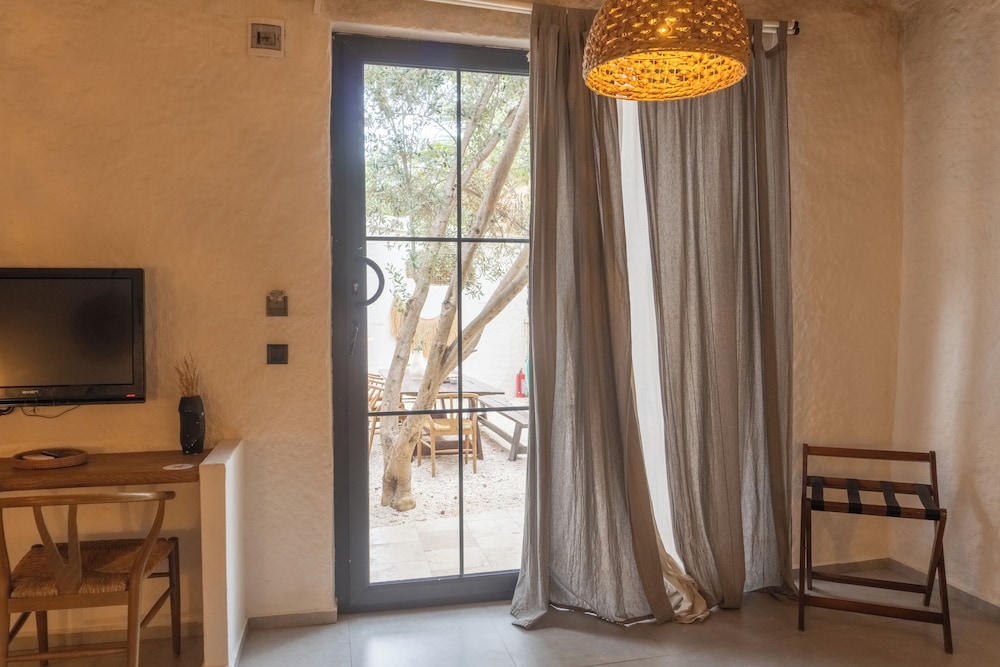 Agustos Hotel Alacati 32/50