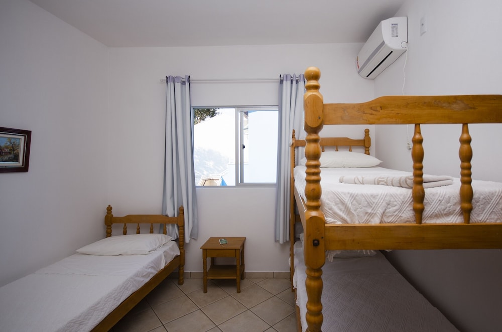 2 Rooms, Apartment, Bunk Bed, Side View