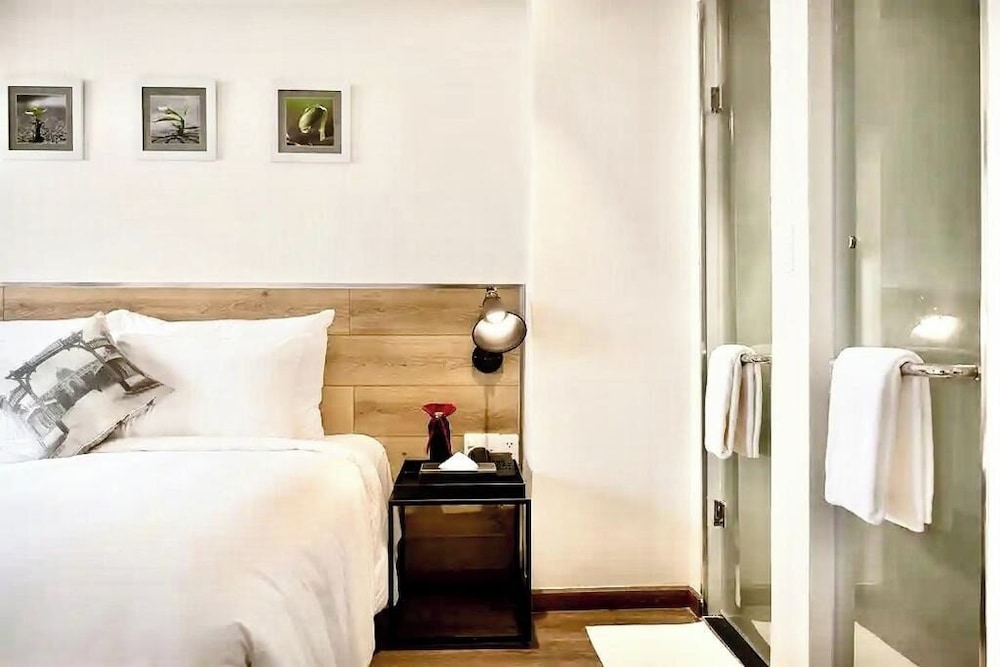 C Central Hotel de Tham 9/15