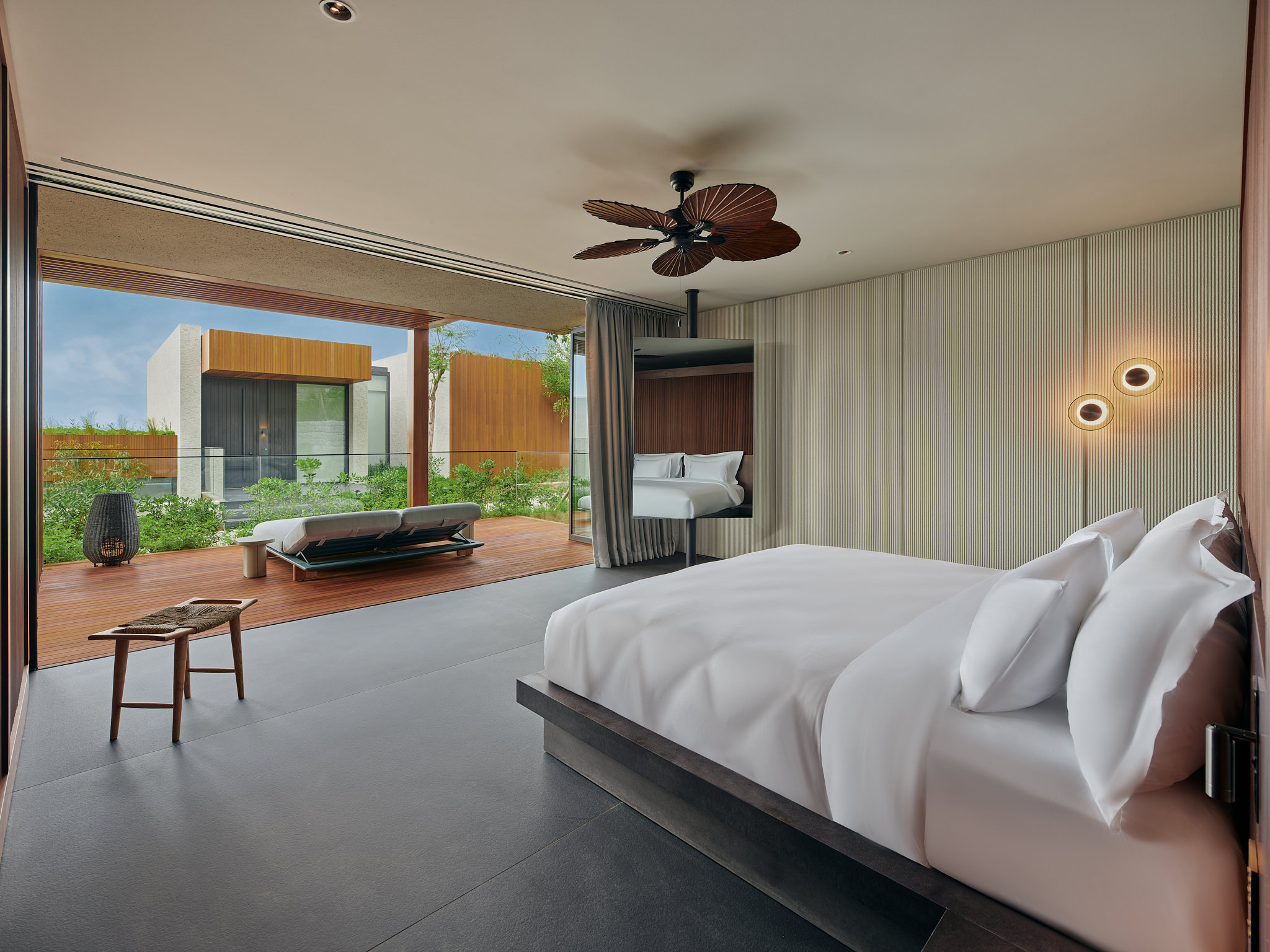 Royal Suite Land