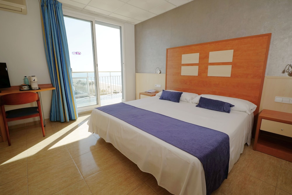 SUPERIOR, DOUBLE BED, SEA VIEW, JETTED TUB