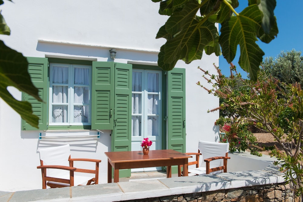 Edem Hotel Apartments 2/72