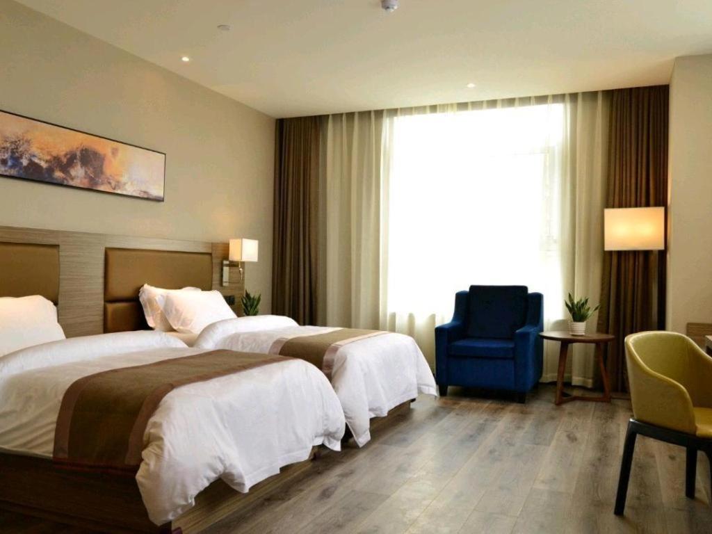 Jinjiang Metropolo Hotel (Qingdao Xinduxin Shuangshan Metro Station) 26/58