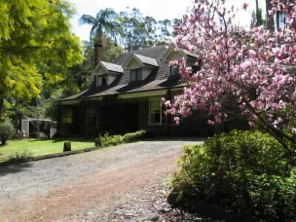 CURTIS FALLS MOUNTAIN SPA RETREAT 11/16