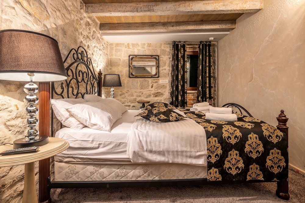 Heritage Palace Varos - MAG Quaint & Elegant Boutique Hotels 27/81