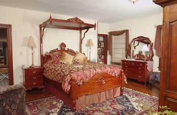 Stroudsmoor Country Inn 44/67
