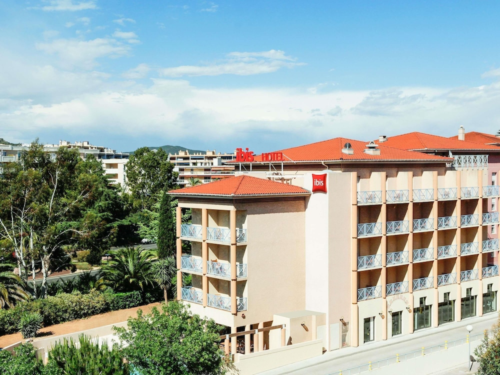 Ibis Hyeres Centre 1/50