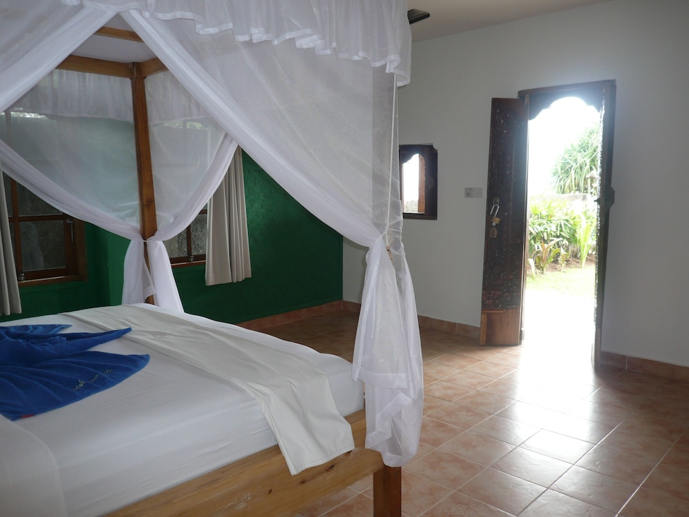 Vienna Beach Resort 23/69